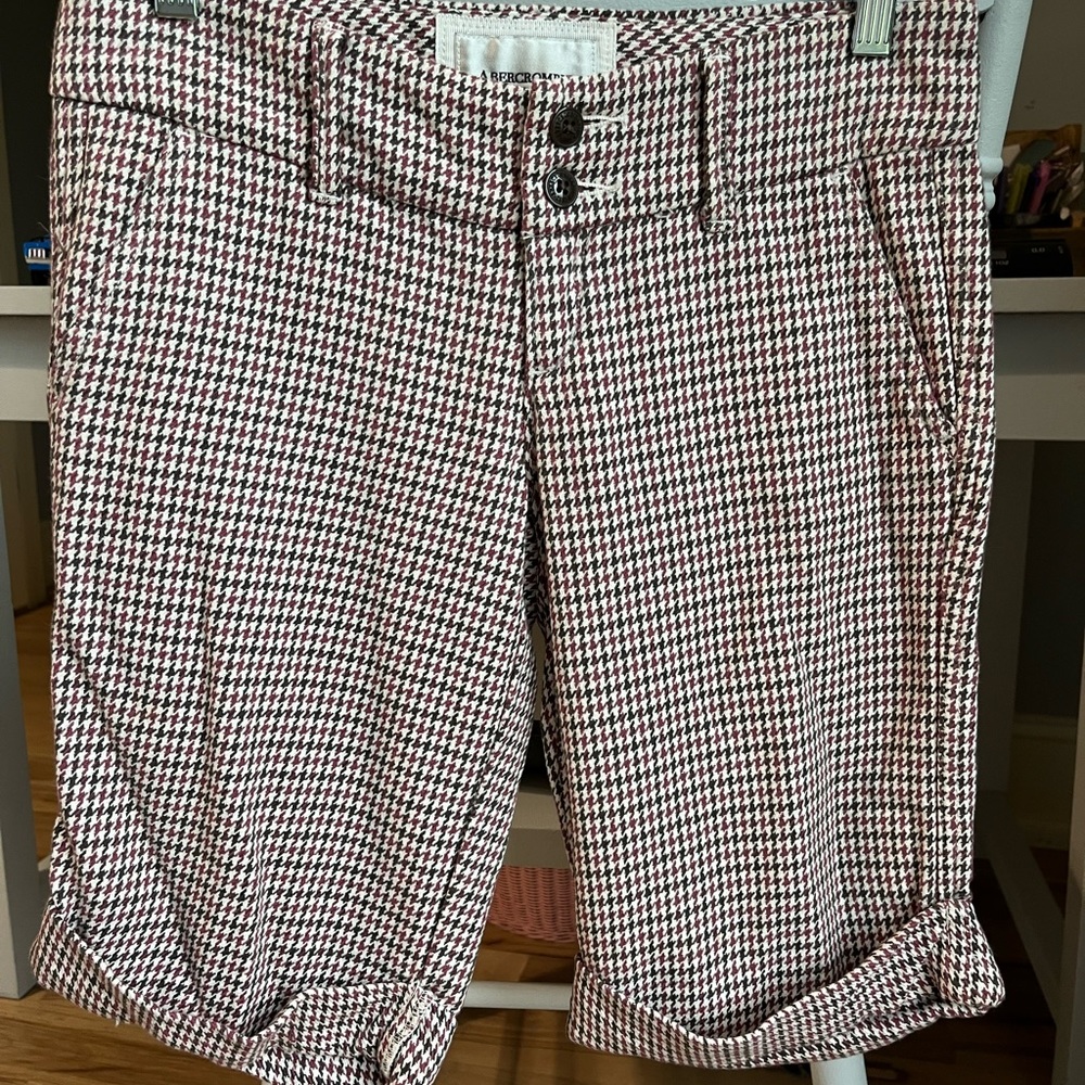 Abercrombie and Fitch Houndstooth Bermuda Shorts Cotton Walking Womens 00